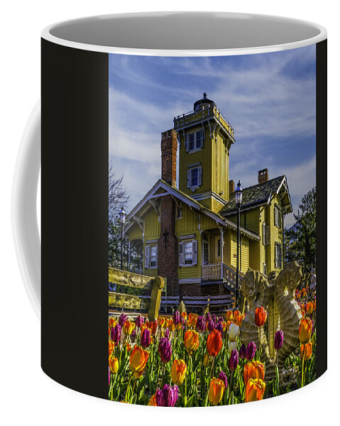 Hereford Inlet Coffee Mug featuring the photograph Tulips af Hereford Light by Nick Zelinsky Jr