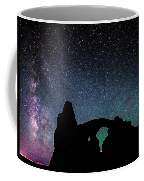 Turret Arch Coffee Mug featuring the photograph Turret Airglow by Darren White