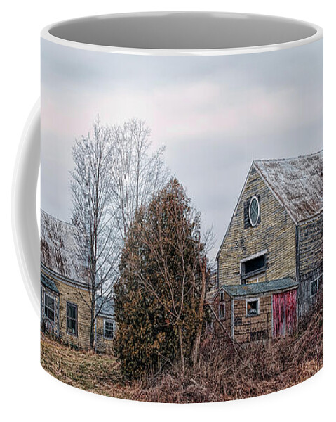Abandoned Coffee Mug featuring the photograph Vacant Pleasure by Richard Bean