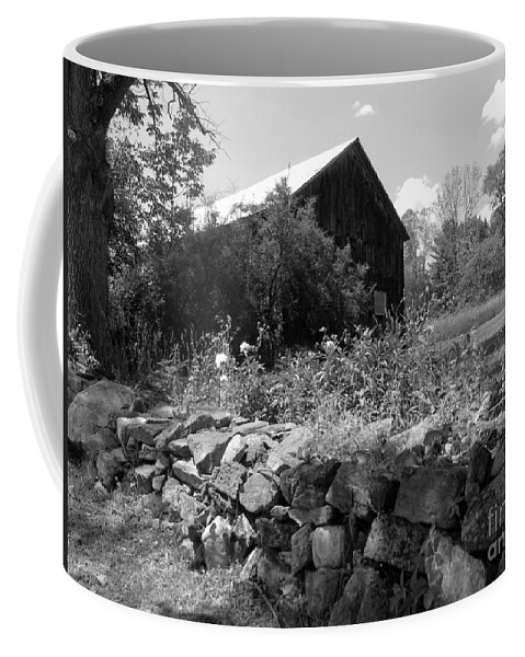 Vermont Landscape Coffee Mug featuring the photograph Vermont Barn and Stone Wall by Susan Lafleur