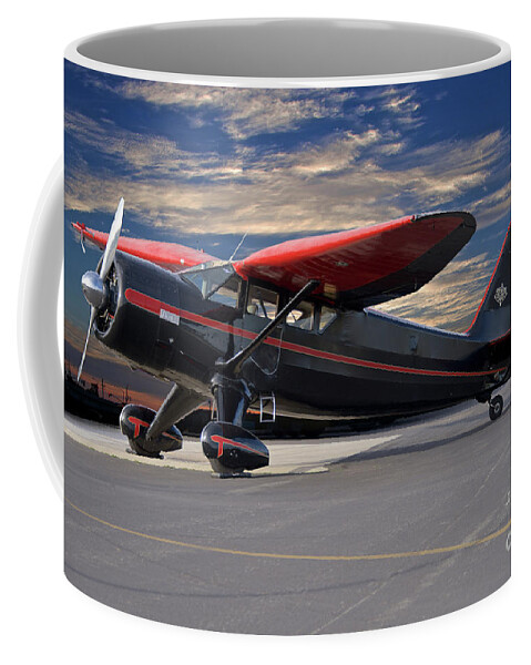 Transportation Coffee Mug featuring the photograph Vintage Stinson Reliant V-77 Aircraft by Dave Koontz