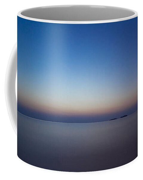 Sunrise Coffee Mug featuring the photograph Waiting For A New Day by Andreas Levi