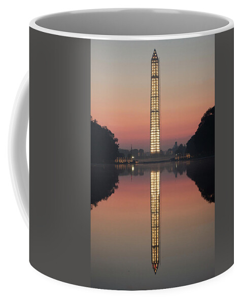 Sky Coffee Mug featuring the photograph Washington Monument at Dawn by Ed Clark