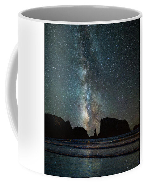 Stars Coffee Mug featuring the photograph Wonders of the Night by Darren White