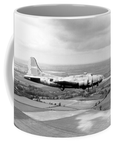 Science Coffee Mug featuring the photograph Wwii, Boeing B-17 Flying Fortress, 1943 by Science Source