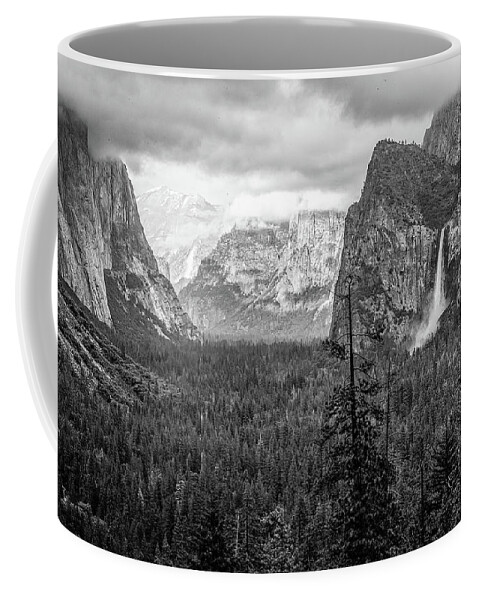 Yosemite Coffee Mug featuring the photograph Yosemite View 38 by Ryan Weddle