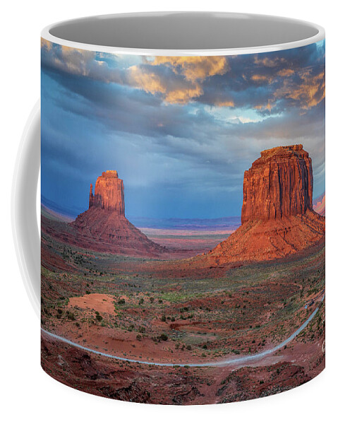 Sunset Coffee Mug featuring the photograph Last Light Over Monument Valley #1 by Mimi Ditchie