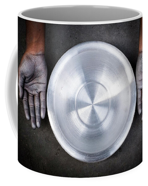 https://render.fineartamerica.com/images/rendered/default/frontright/mug/images/artworkimages/medium/2/aluminum-bowls-workshop-hands-in-toxic-dust-child-labor-bangladesh-asia-robert-pastryk.jpg?&targetx=150&targety=0&imagewidth=499&imageheight=333&modelwidth=800&modelheight=333&backgroundcolor=9596A3&orientation=0&producttype=coffeemug-11