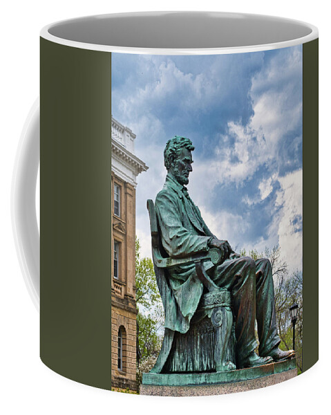 Wisconsin Coffee Mug featuring the photograph Bascom Hall Lincoln Statue by Steven Ralser