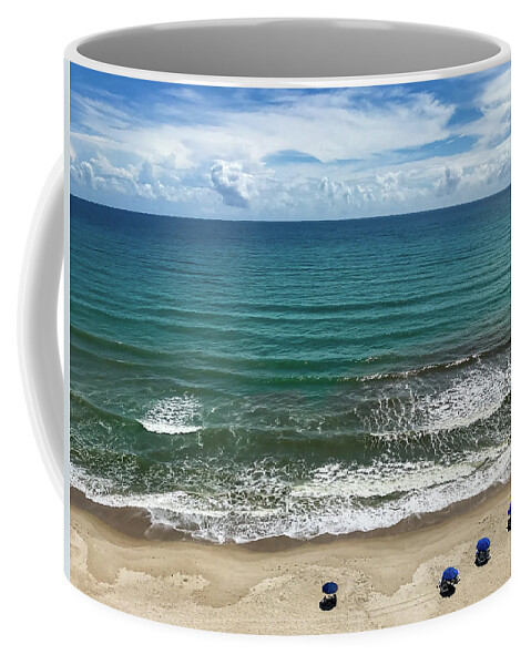 Florida Coffee Mug featuring the photograph Day at the Beach by Frank Mari