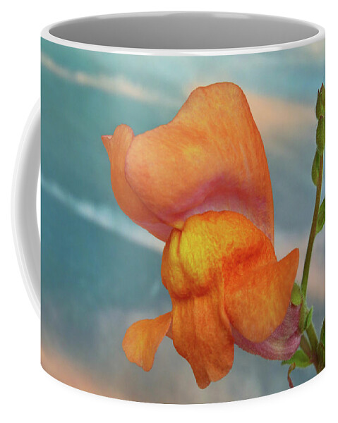 Snapdragon Coffee Mug featuring the photograph Golden Snapdragon by Terence Davis