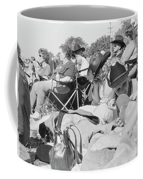 Blacka And White Coffee Mug featuring the photograph Lonestar Concert by David Martin