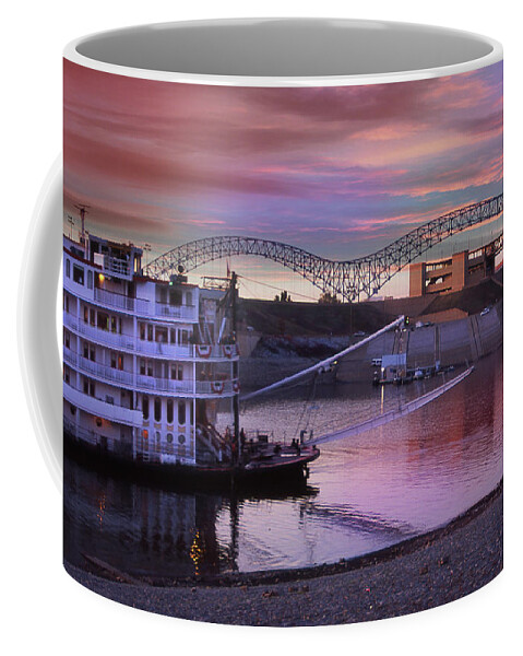 Showboat Coffee Mug featuring the photograph Mississippi Queen at Memphis by James C Richardson