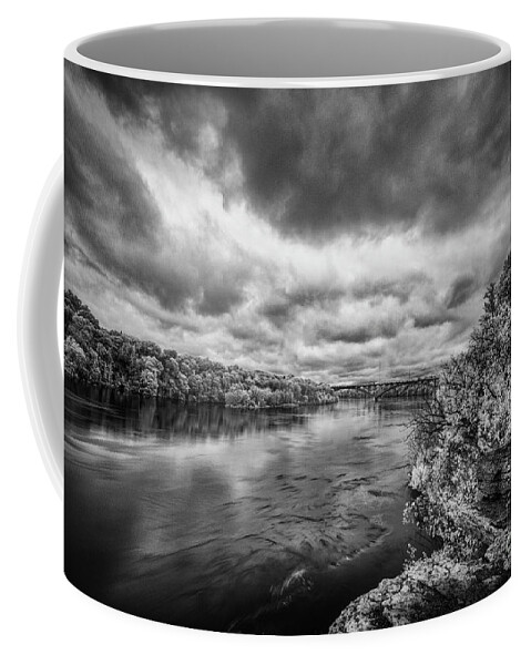 Water Coffee Mug featuring the photograph Mississippi River View by Bill Frische