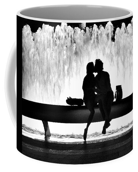 Black And White Coffee Mug featuring the photograph Romance by a Fountain - A New York Moment by Steve Ember
