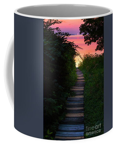 Maine Coffee Mug featuring the photograph Sunrise at Glen Cove by Diane Diederich