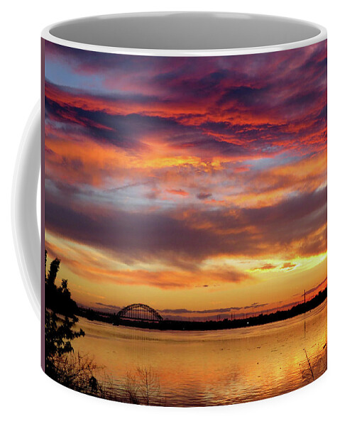 Sunsets Coffee Mug featuring the photograph Sunset on the Delaware No. Two by Linda Stern
