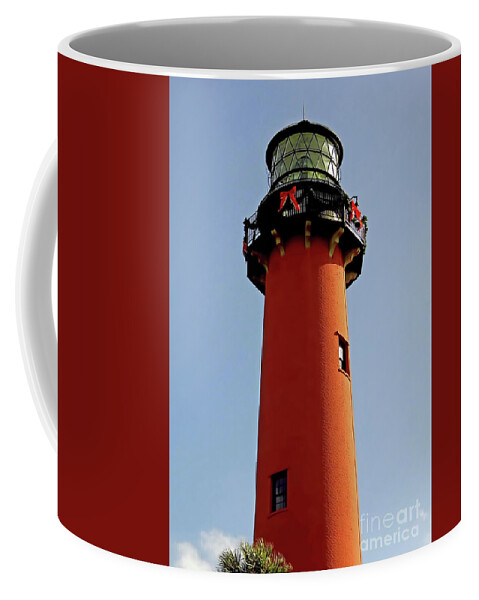Jupiter Coffee Mug featuring the photograph The Jupiter Lighthouse by D Hackett