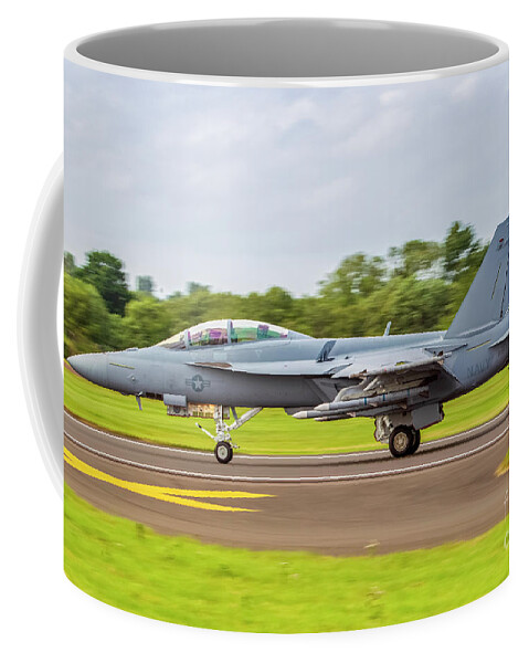 Us Navy Coffee Mug featuring the photograph US Navy McDonnell Douglas F/A-18E Hornet c15 by Nir Ben-Yosef
