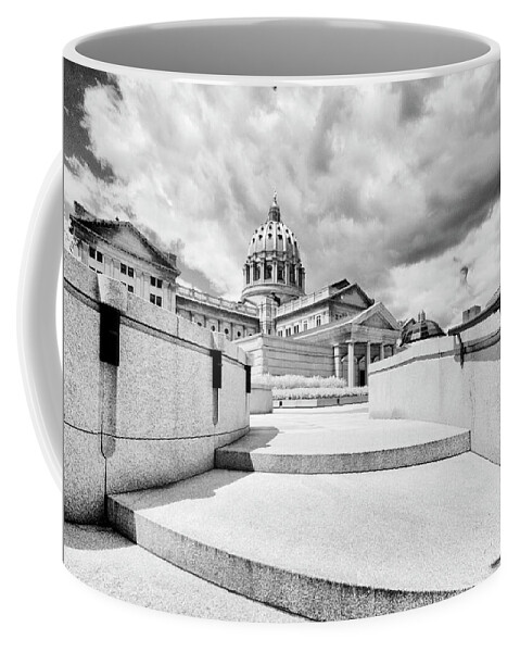 Dir-pa-0306-b-cr Coffee Mug featuring the photograph Walkway up to the Pennsylvania Capital plaza by Paul W Faust - Impressions of Light