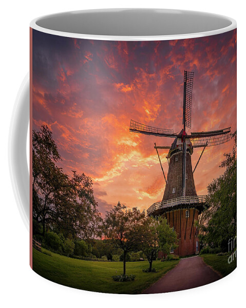 De Zwaan Coffee Mug featuring the photograph Windmill Sunrise, Holland, Michigan by Liesl Walsh
