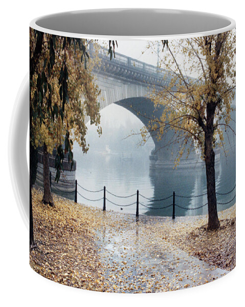 London Bridge Coffee Mug featuring the photograph London Bridge Fog 090885-8n by Tam Ryan