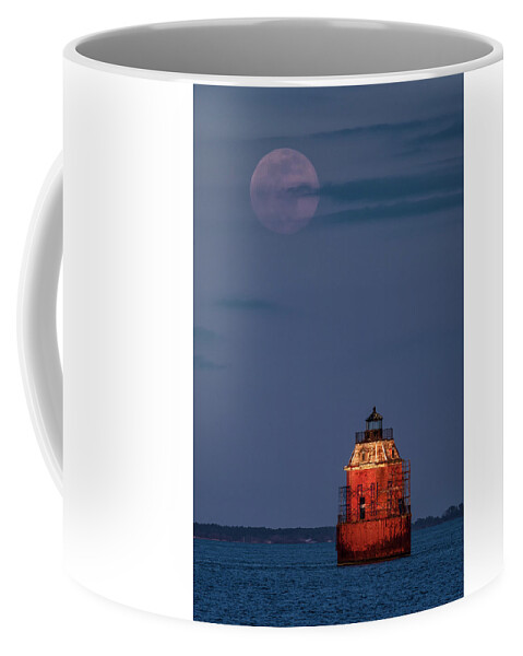 Maryland Coffee Mug featuring the photograph On The Bay 4 #1 by Robert Fawcett