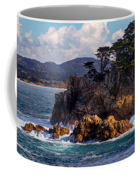 Point Of The Wolf Coffee Mug featuring the photograph Point of the Wolf by Derek Dean
