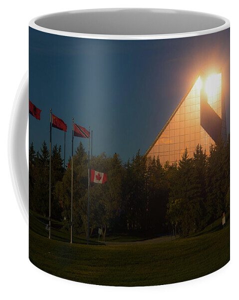 Winnipeg Coffee Mug featuring the photograph A Minty morning by Jay Smith