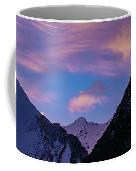 Sunset Coffee Mug featuring the photograph An Otherworldly Rosy Sunset by Leslie Struxness