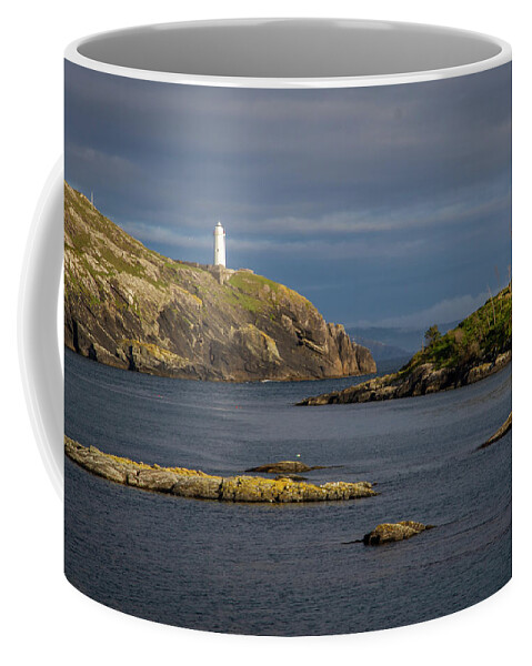 Ardnakinna Lighthouse Coffee Mug featuring the photograph Ardnakinna Lighthouse by Mark Callanan