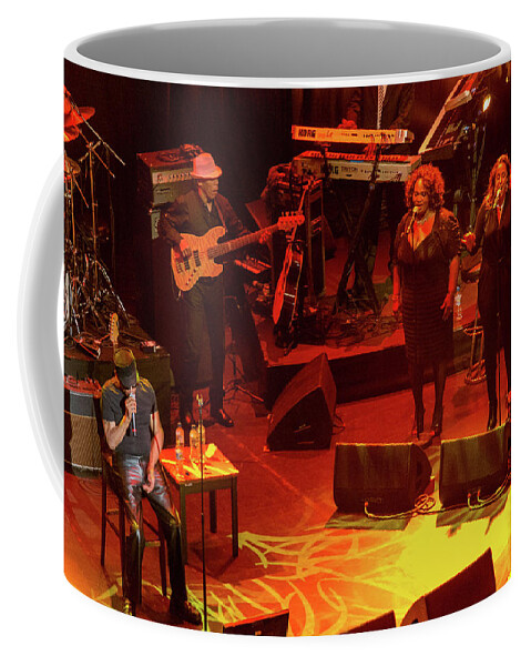 Royal Albert Hall Coffee Mug featuring the photograph Bobby Womack in concert at Royal Albert Hall by Andrew Lalchan