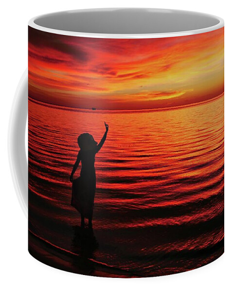 Twilight Coffee Mug featuring the photograph Bye bye another day by On da Raks