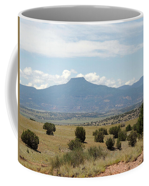 Ghost Coffee Mug featuring the photograph Cerro Pedernal by Gordon Beck