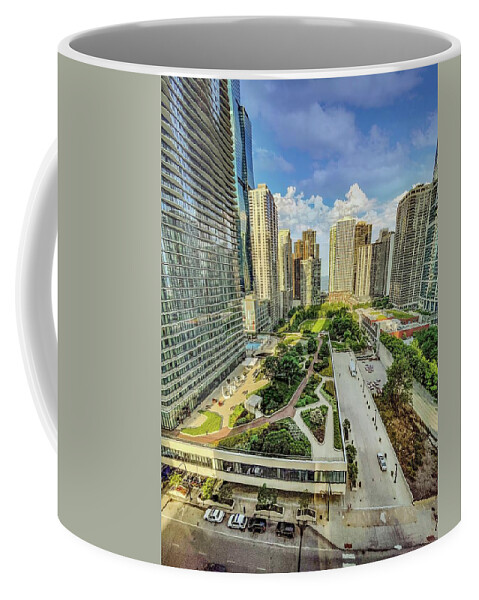 Ohana Coffee Mug featuring the photograph Chicago Skyline IMG_4699 by Michael Thomas