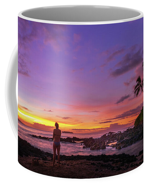 Sunset Coffee Mug featuring the photograph Day's end by Robert Miller