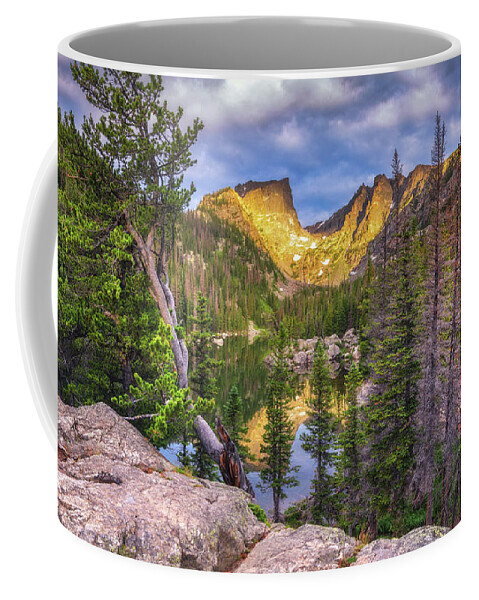 Dream Lake Coffee Mug featuring the photograph Dream Lake Pano by Darren White