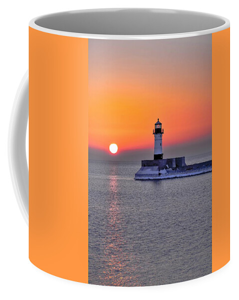  Lake Superior Coffee Mug featuring the photograph Duluth Harbor North Breakwater Lighthouse by Susan Rydberg