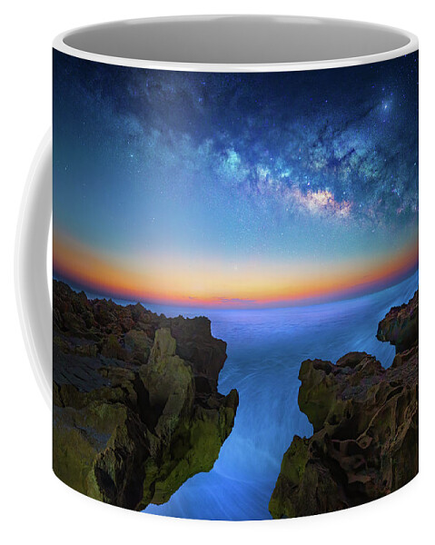 Milky Way Coffee Mug featuring the photograph Ethereal Shores by Mark Andrew Thomas