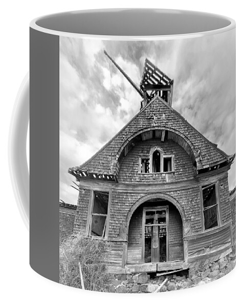 Abandoned Coffee Mug featuring the photograph Govan Schoolhouse bw by Jerry Abbott