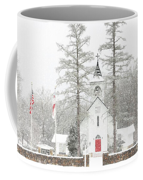 Grace Memorial Episcopal Church Coffee Mug featuring the photograph Grace Memorial Episcopal Church by Benanne Stiens