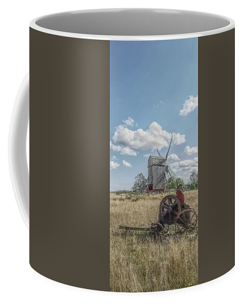 Windmill Coffee Mug featuring the photograph Himmelsberga windmill by Elaine Berger