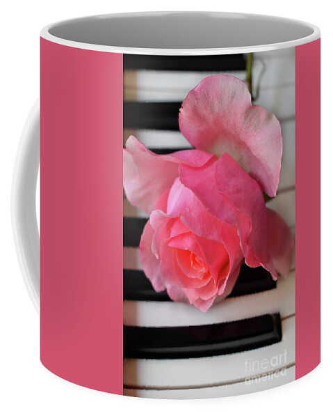 Music Coffee Mug featuring the photograph Kiss From A Rose Maria Callas On The Piano by Leonida Arte