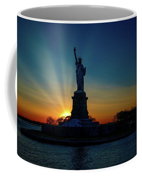 Statue Coffee Mug featuring the photograph Liberty Island Sunset by Chris Lord