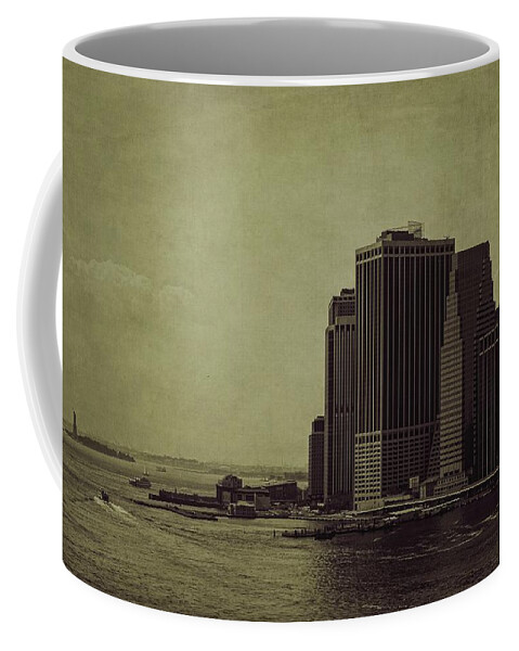 Manhattan Coffee Mug featuring the photograph Liberty Scale by Andrew Paranavitana