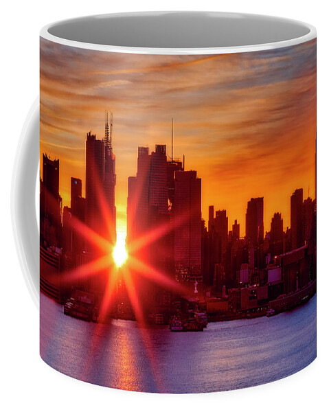 Nyc Manhattanhenge Coffee Mug featuring the photograph Manhattanhenge NYC by Susan Candelario