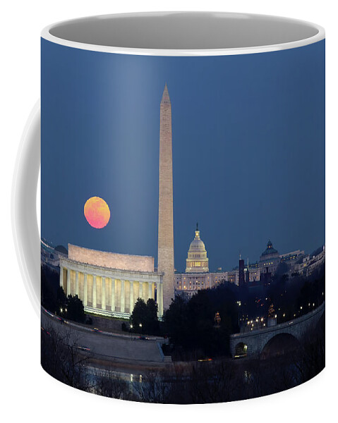 Snow Moon Coffee Mug featuring the photograph Moon Rise over the District of Columbia by Art Cole