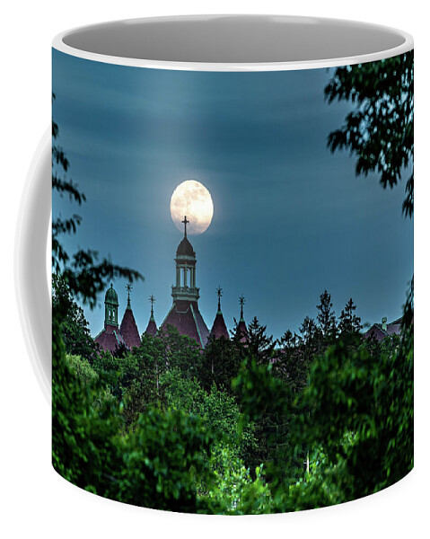 Dunwoodie Coffee Mug featuring the photograph Moonrise over Yonkers by Kevin Suttlehan