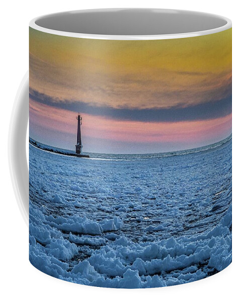 Northernmichigan Coffee Mug featuring the photograph Muskegon Lighthouse IMG_4009 HRes by Michael Thomas