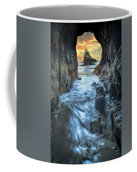 Sunset Coffee Mug featuring the photograph Oregon Coast Water Tunnel by Michael Ash